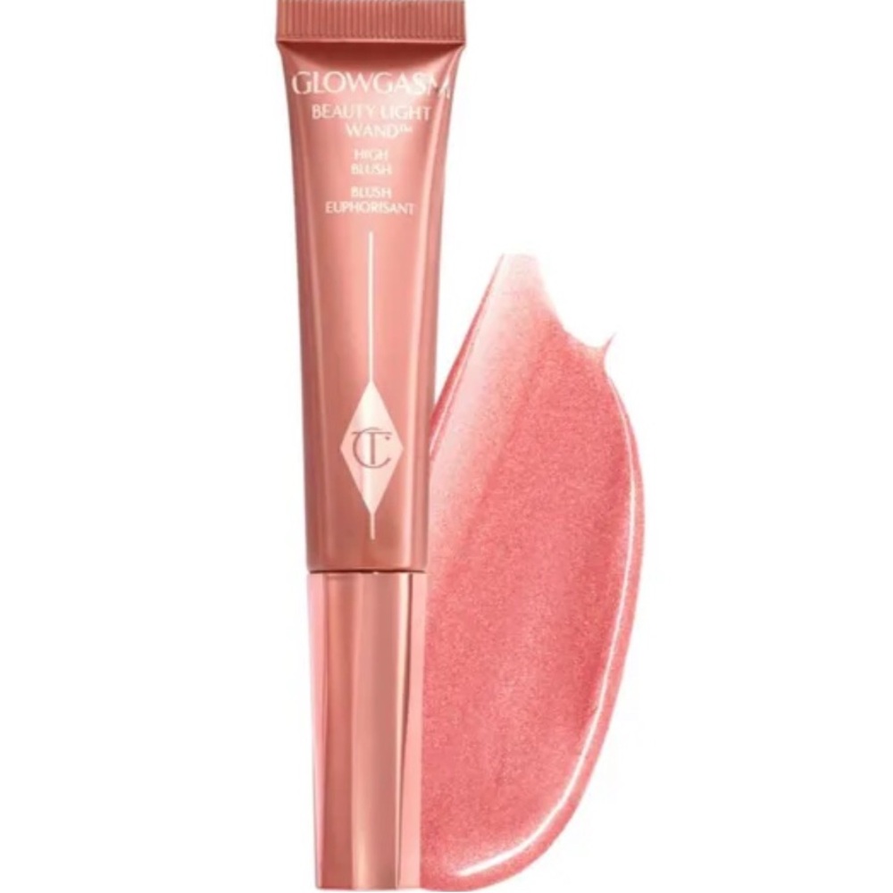Charlotte Tilbury Beauty Light Blush Wand in PINKGASM